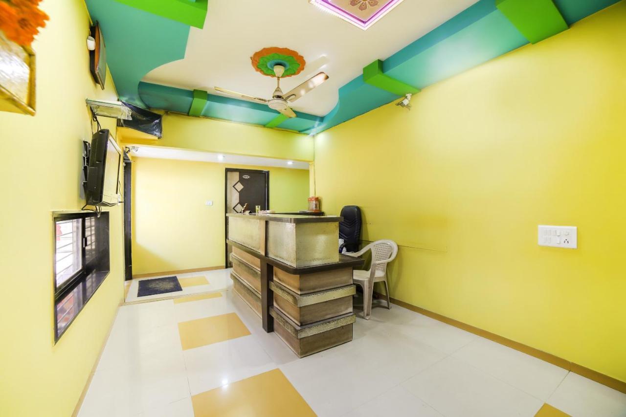 Oyo 69877 Hotel Sarthi Residency Amhedabad Dış mekan fotoğraf